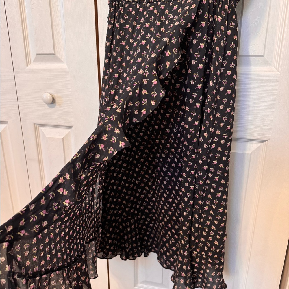 LOFT Black & Pink Midi Dress Faux Wrap Size Medium Cold Shoulder Missing Belt - Picture 9 of 12